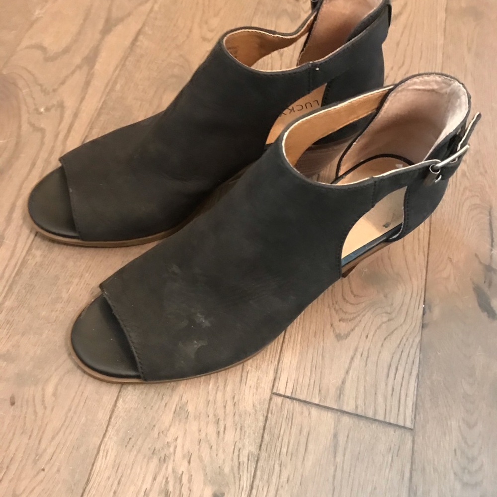 Lucky brand black suede sandals